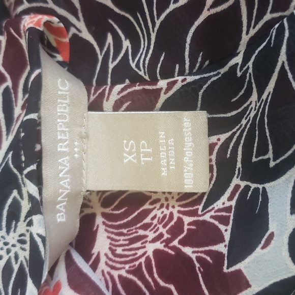 Banana Republic sheer blouse - Picture 4 of 4